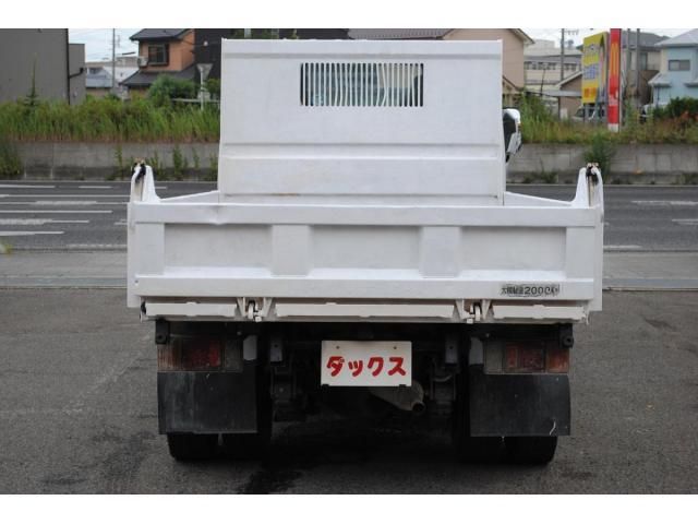 Nissan ATLAS 2004-01 7864619-7