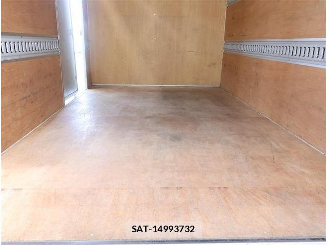 Nissan ATLAS 2019-04 7875303-19