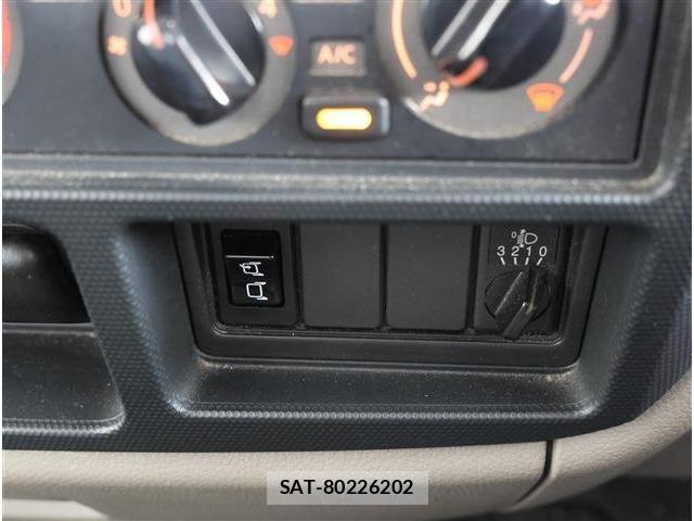 Nissan ATLAS 2018-11 7875305-9