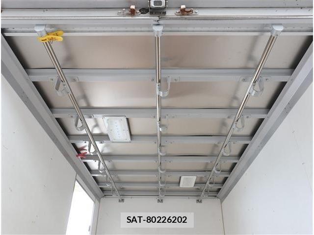 Nissan ATLAS 2018-11 7875305-15
