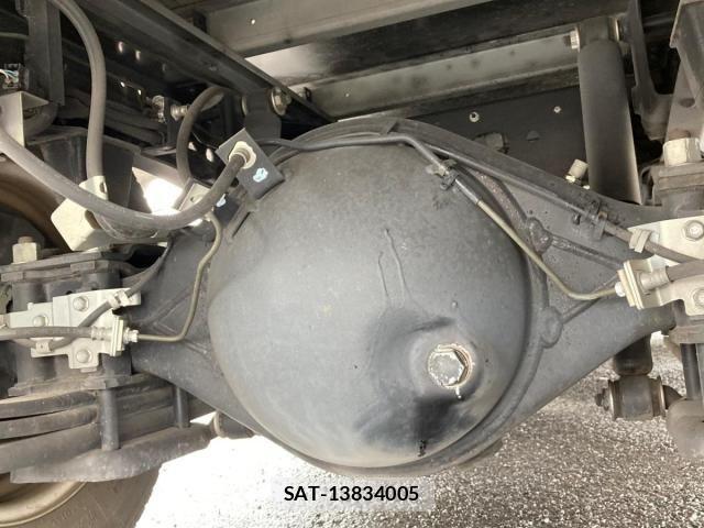 Nissan ATLAS 2020-01 7902243-12