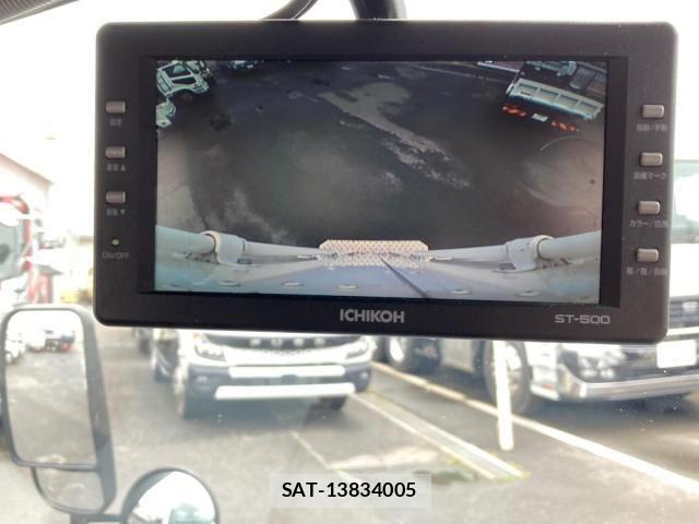 Nissan ATLAS 2020-01 7902243-19