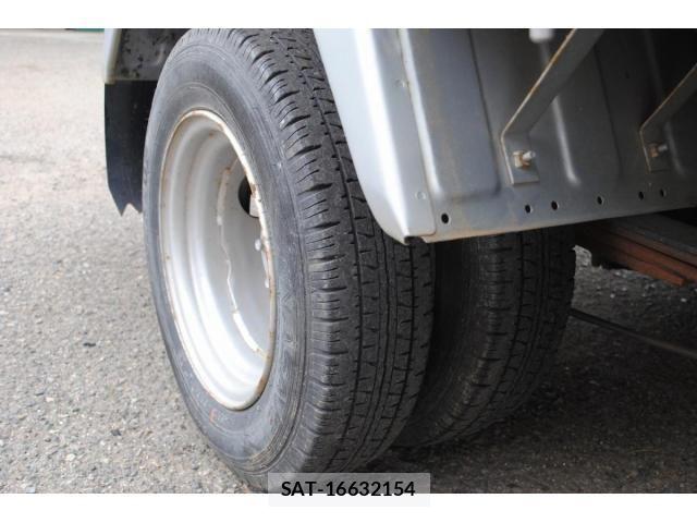 Nissan ATLAS 2006-06 7902244-20