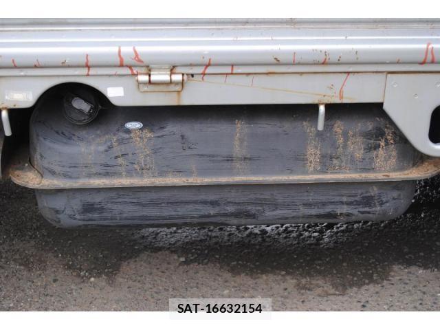 Nissan ATLAS 2006-06 7902244-23