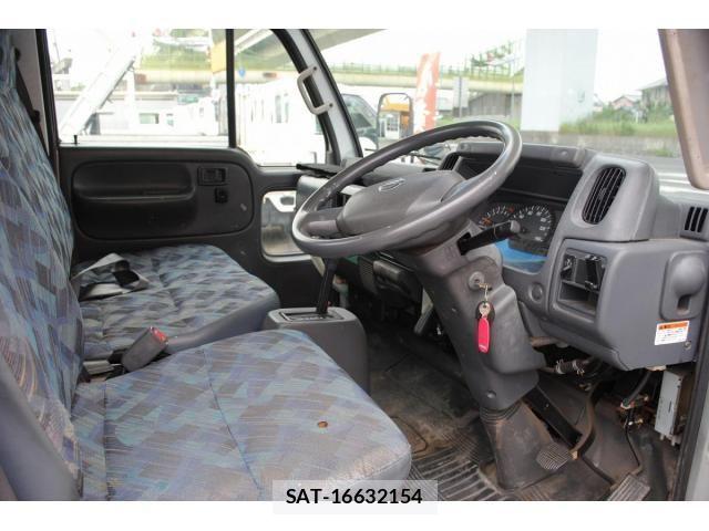 Nissan ATLAS 2006-06 7902244-26