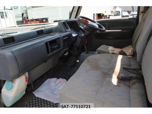 Nissan ATLAS 2006-12 7902245-29