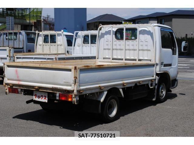 Nissan ATLAS 2006-12 7902245-6