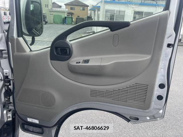 Nissan ATLAS 2016-09 7960528-12