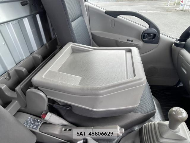 Nissan ATLAS 2016-09 7960528-26