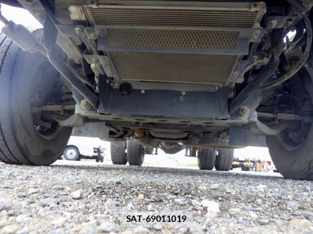 Nissan ATLAS 2022-05 7960521-24