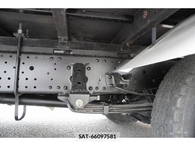 Nissan ATLAS 2021-09 7960520-11