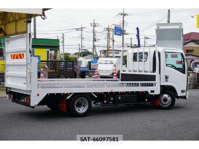 Nissan ATLAS 2021-09 7960520-7
