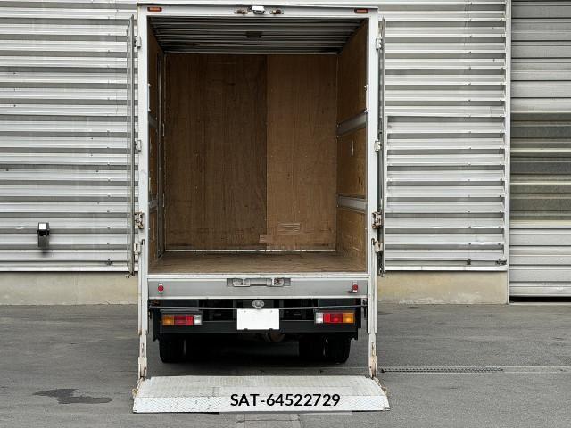 Nissan ATLAS 2019-06 7960523-4