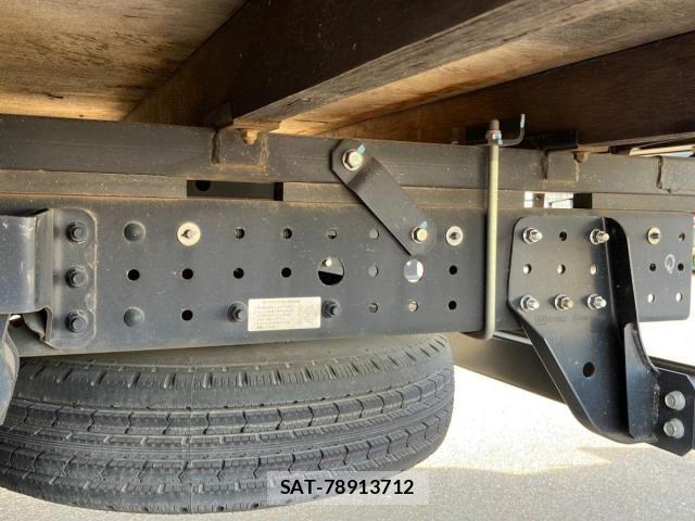 Nissan ATLAS 2015-09 7978522-11