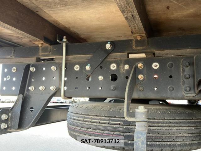Nissan ATLAS 2015-09 7978522-12