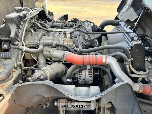 Nissan ATLAS 2015-09 7978522-15