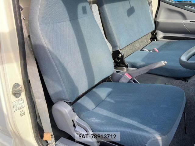 Nissan ATLAS 2015-09 7978522-16