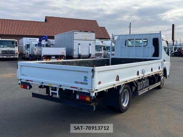 Nissan ATLAS 2015-09 7978522-2