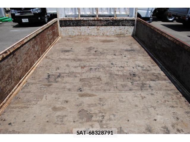 Nissan ATLAS 2003-03 7978523-9