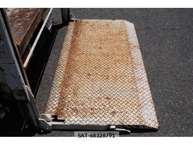 Nissan ATLAS 2003-03 7978523-16