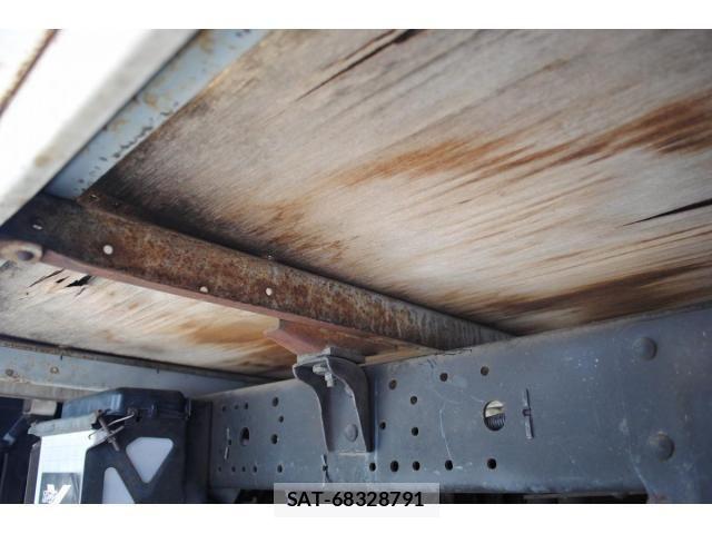 Nissan ATLAS 2003-03 7978523-23