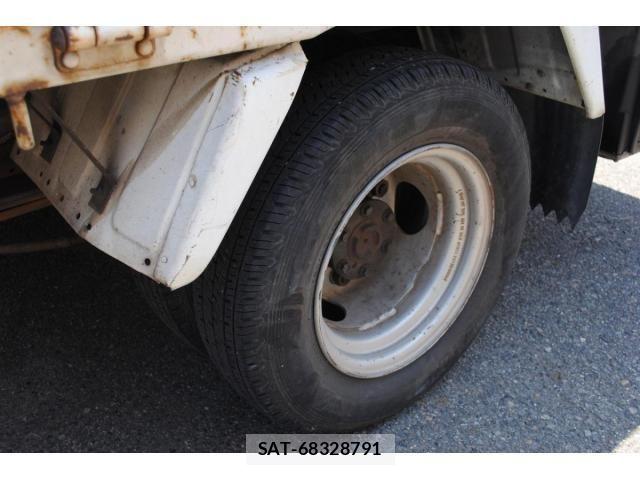 Nissan ATLAS 2003-03 7978523-24