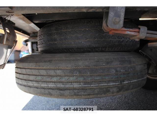 Nissan ATLAS 2003-03 7978523-26