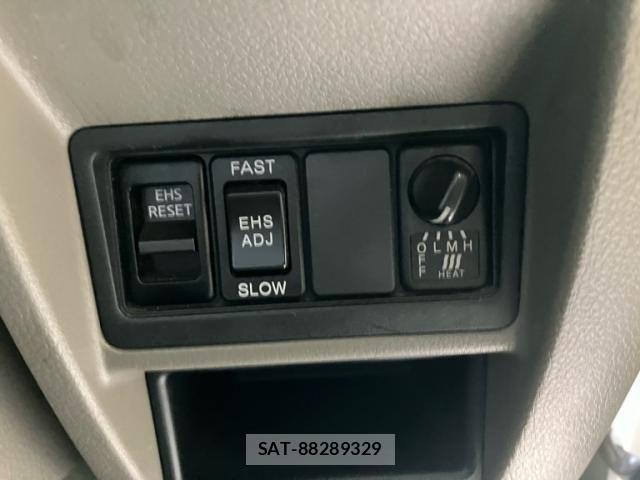 Nissan ATLAS 2015-07 7978524-10
