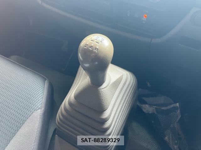 Nissan ATLAS 2015-07 7978524-16