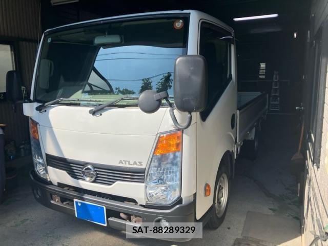 Nissan ATLAS 2015-07 7978524-1