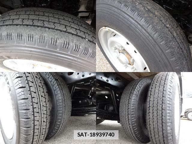 Nissan ATLAS 2015-05 7978521-17