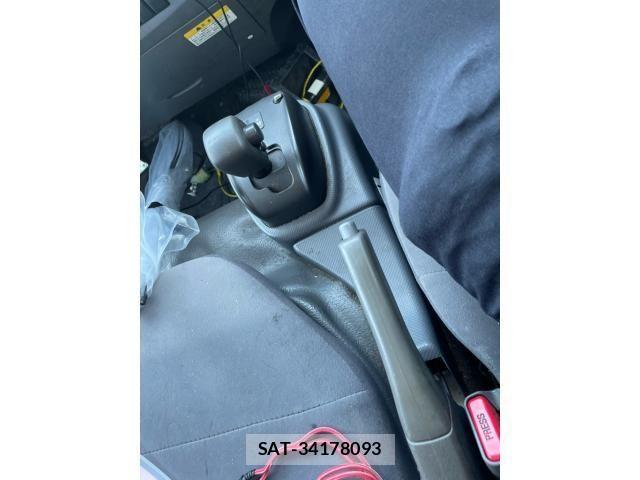 Nissan ATLAS 2010-01 8072851-12
