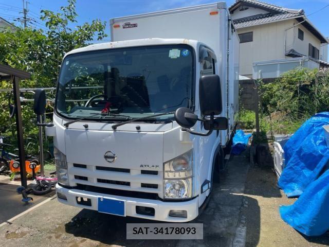 Nissan ATLAS 2010-01 8072851-2