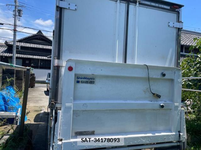 Nissan ATLAS 2010-01 8072851-3