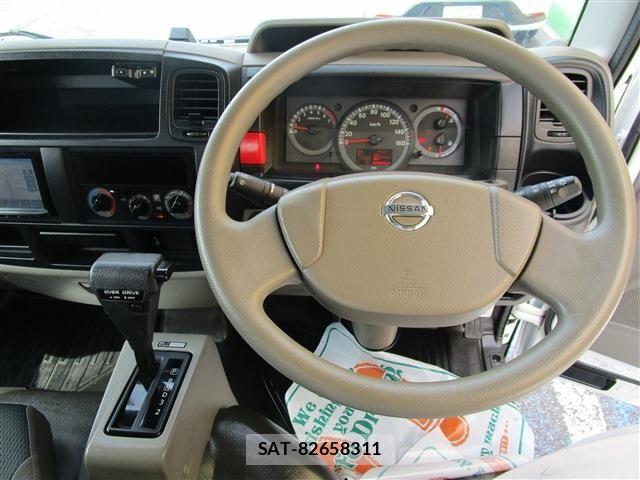 Nissan ATLAS 2018-12 8072849-9