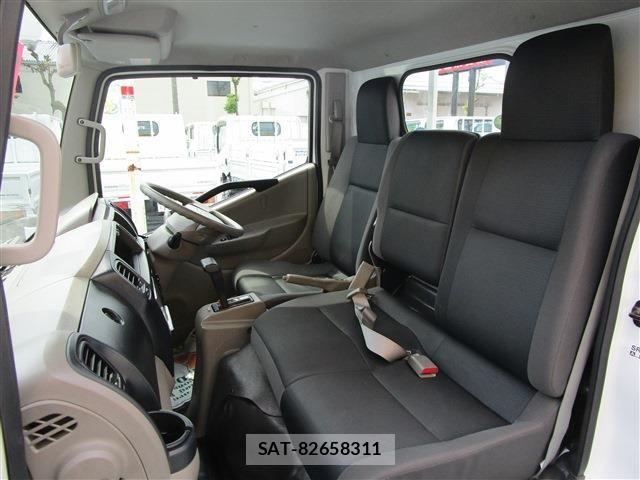 Nissan ATLAS 2018-12 8072849-14