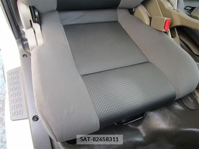 Nissan ATLAS 2018-12 8072849-15