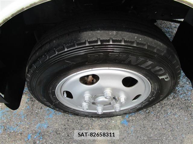 Nissan ATLAS 2018-12 8072849-18