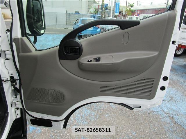 Nissan ATLAS 2018-12 8072849-20