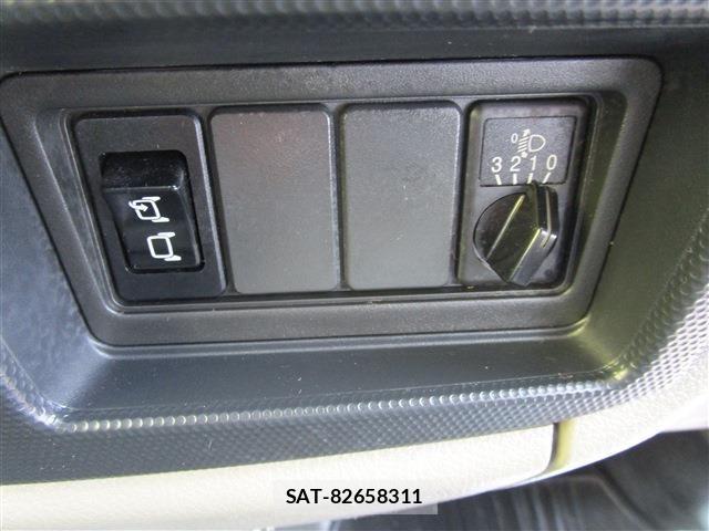 Nissan ATLAS 2018-12 8072849-24