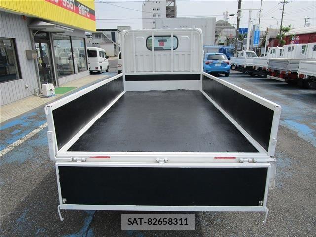Nissan ATLAS 2018-12 8072849-5
