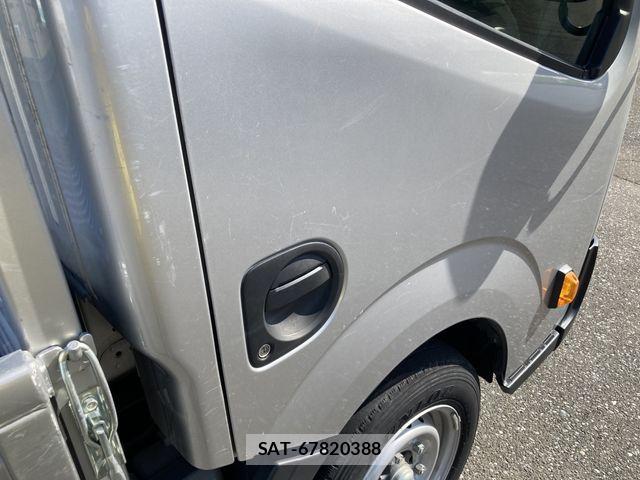 Nissan ATLAS 2020-04 8072850-13