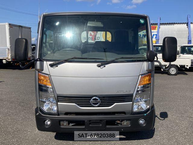 Nissan ATLAS 2020-04 8072850-20