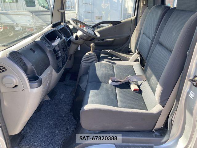 Nissan ATLAS 2020-04 8072850-8