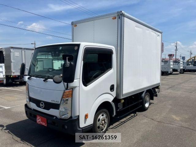 Nissan ATLAS 2015-06 8072852-0