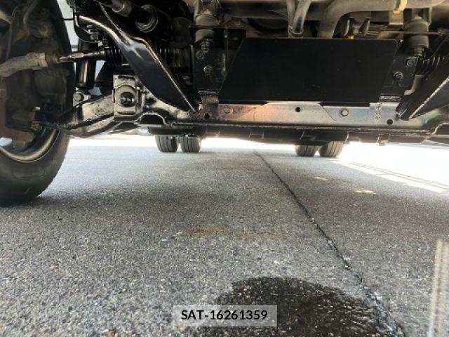 Nissan ATLAS 2015-06 8072852-9
