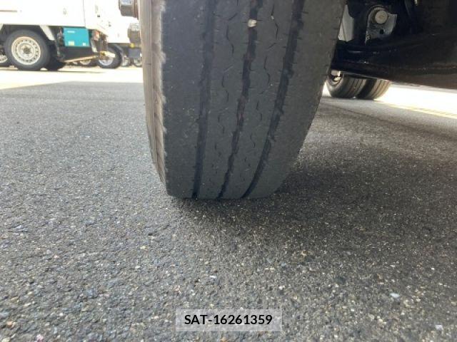 Nissan ATLAS 2015-06 8072852-13