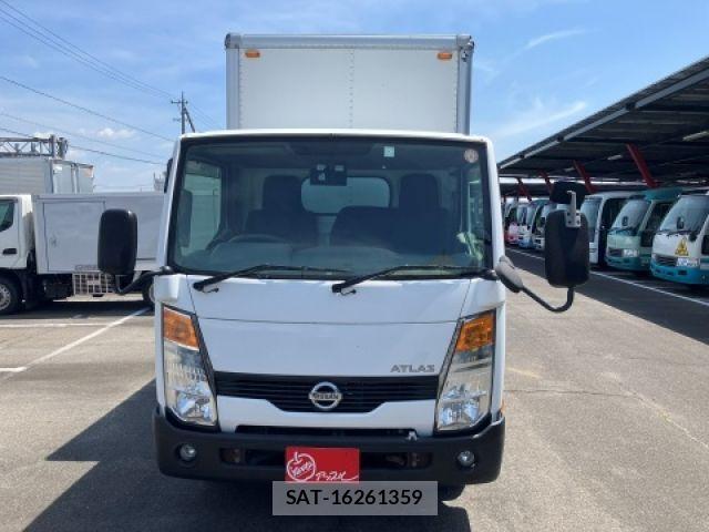 Nissan ATLAS 2015-06 8072852-2