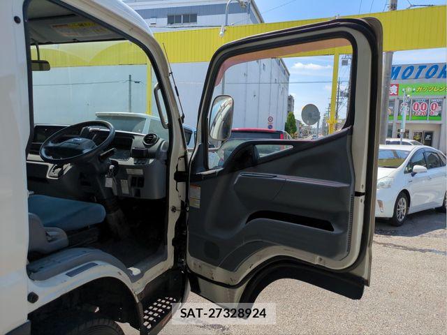 Nissan ATLAS 2016-04 8206330-28