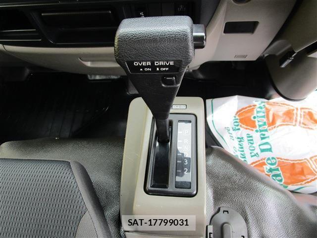Nissan ATLAS 2016-01 8228903-11